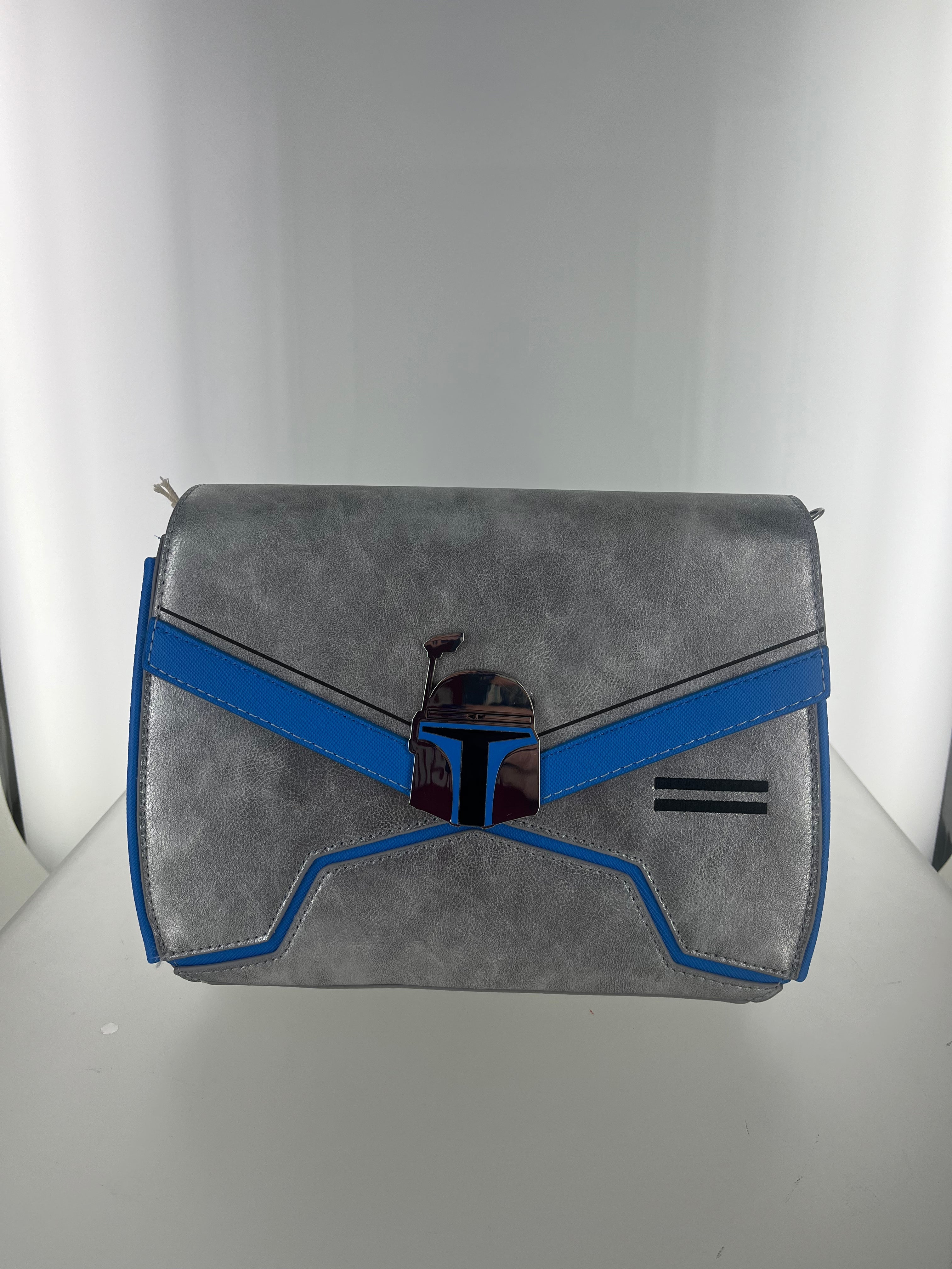 OUTLET - Loungefly Star Wars Jango Fett Chain Strap Crossbody - DAMAGED